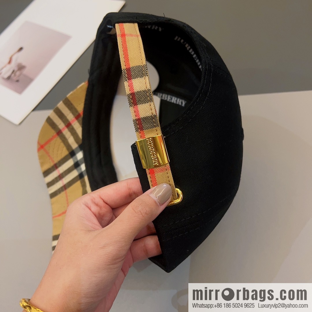 Burberry Classic Plaid Unisex Baseball Cap