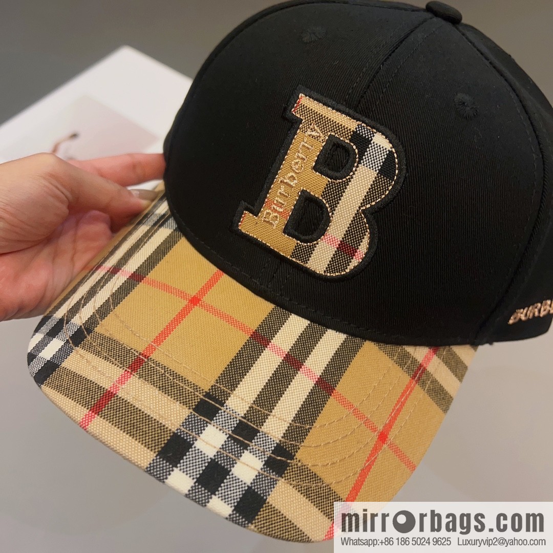 Burberry Classic Plaid Unisex Baseball Cap