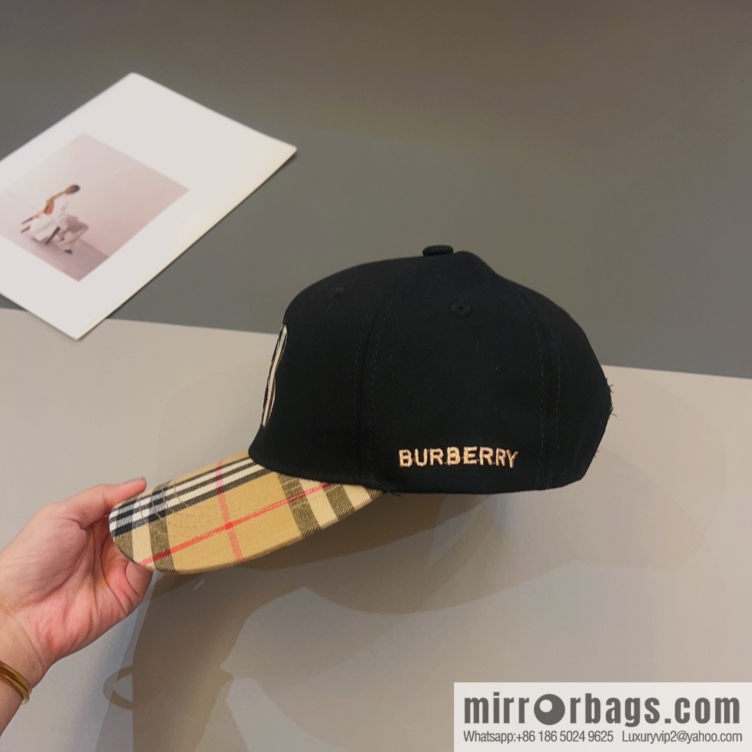 Burberry Classic Plaid Unisex Baseball Cap