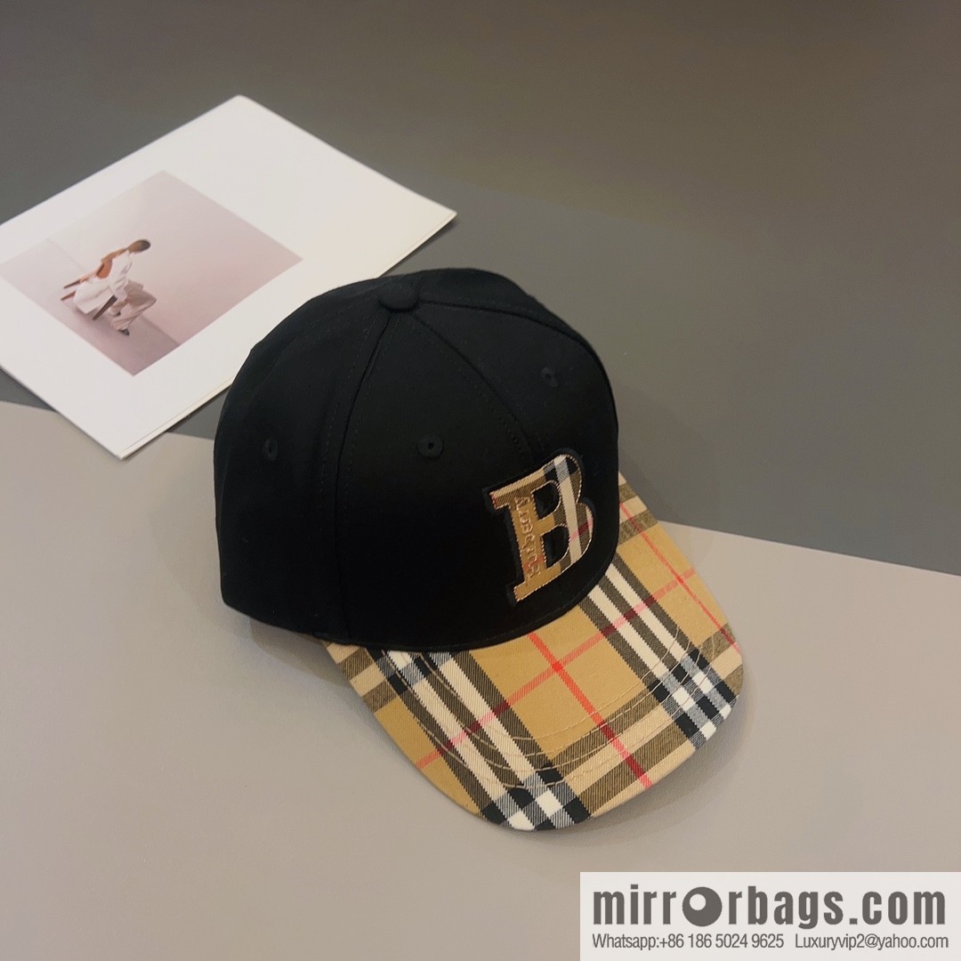 Burberry Classic Plaid Unisex Baseball Cap
