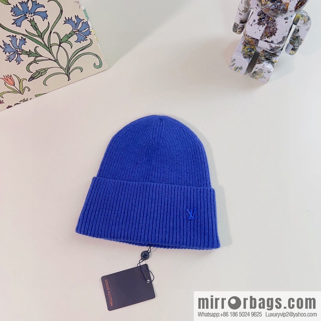 LV Louis Vuitton 2022 autumn and winter new rabbit fur men's and women's knitted wool hats