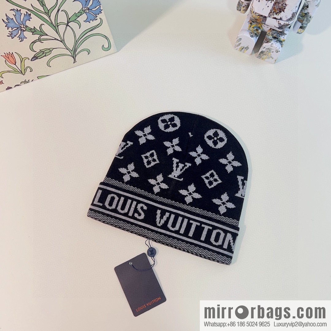 LV Louis Vuitton 2022 autumn and winter new counters synchronized men's and women's knitted wool hats