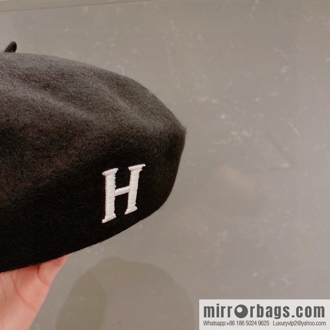 HERMES new beret for autumn and winter 2022