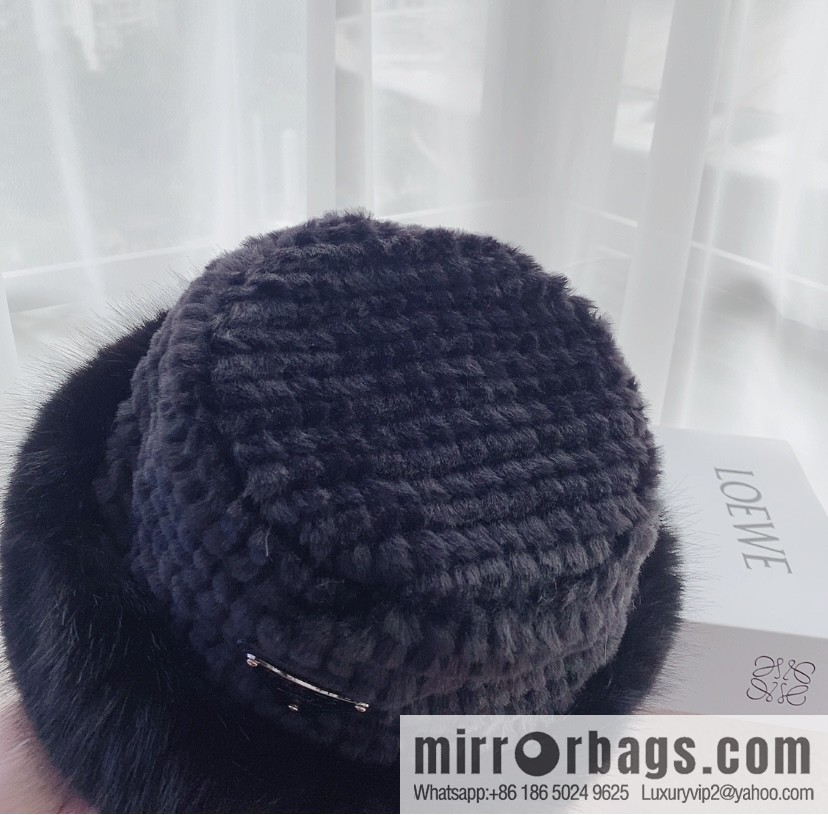 PRADA autumn and winter warm bucket hat