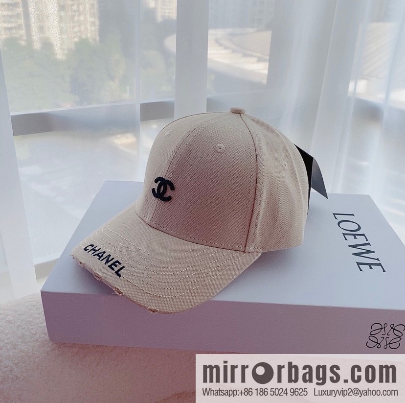 Chanel Chanel Autumn Unisex Cap