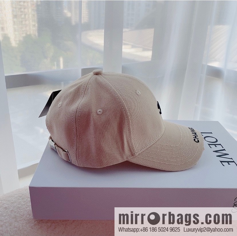 Chanel Chanel Autumn Unisex Cap