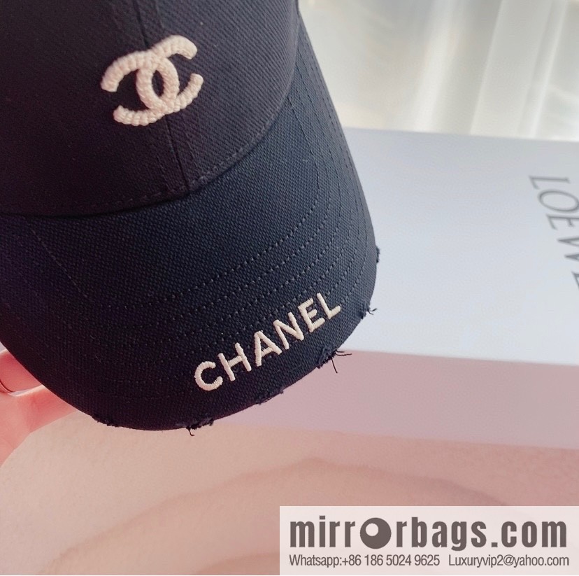 Chanel Chanel Autumn Unisex Cap