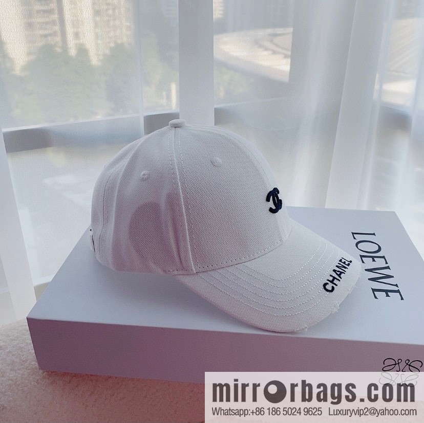 Chanel Chanel Autumn Unisex Cap