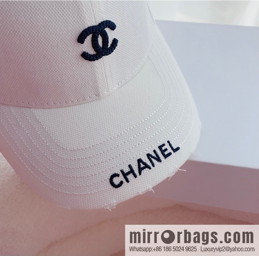 Chanel Chanel Autumn Unisex Cap