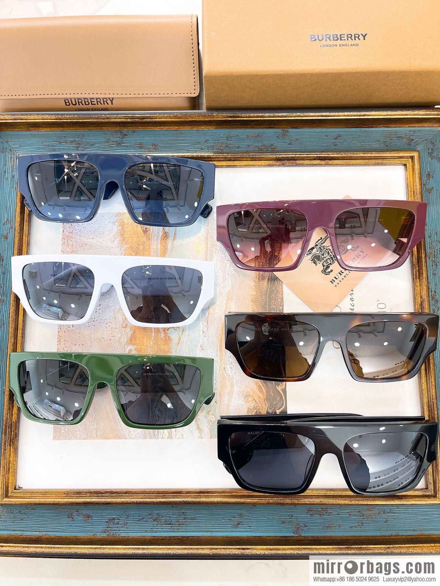Burberry Burberry Large Frame Unisex Sunglasses