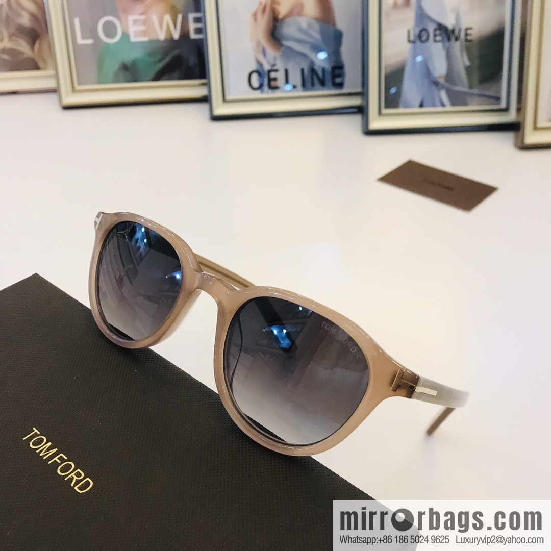TOM FORD Tom Ford Plate Frame Unisex Sunglasses