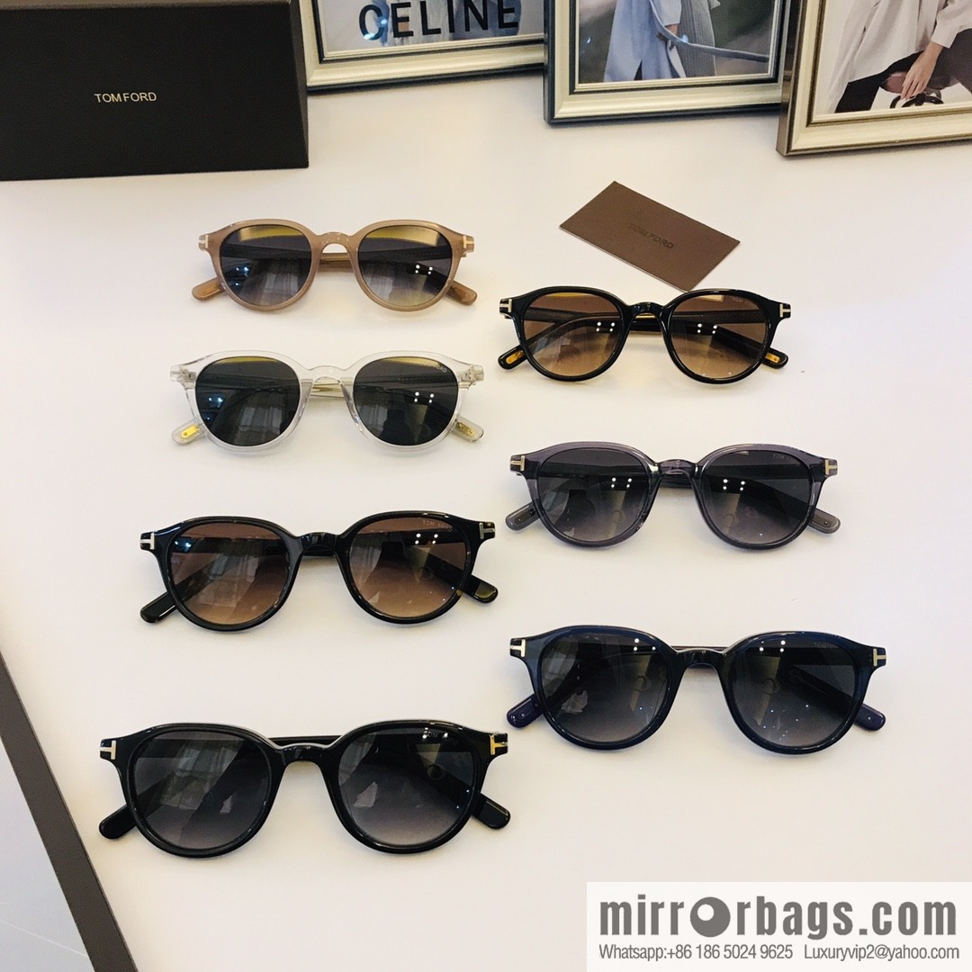 TOM FORD Tom Ford Plate Frame Unisex Sunglasses