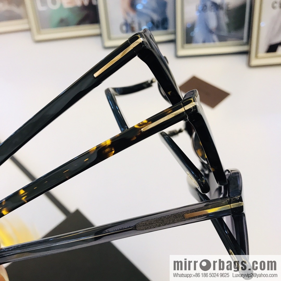 TOM FORD Tom Ford Plate Frame Unisex Sunglasses