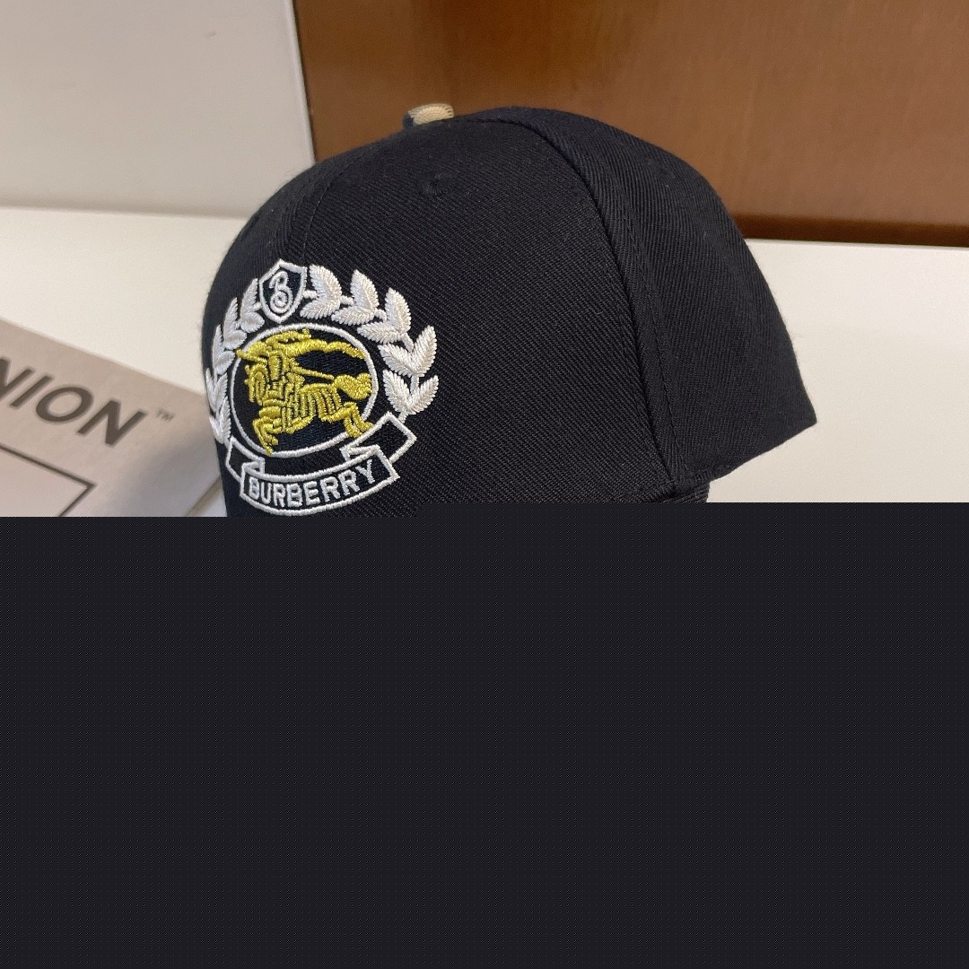 Burberry simple embroidery original baseball cap