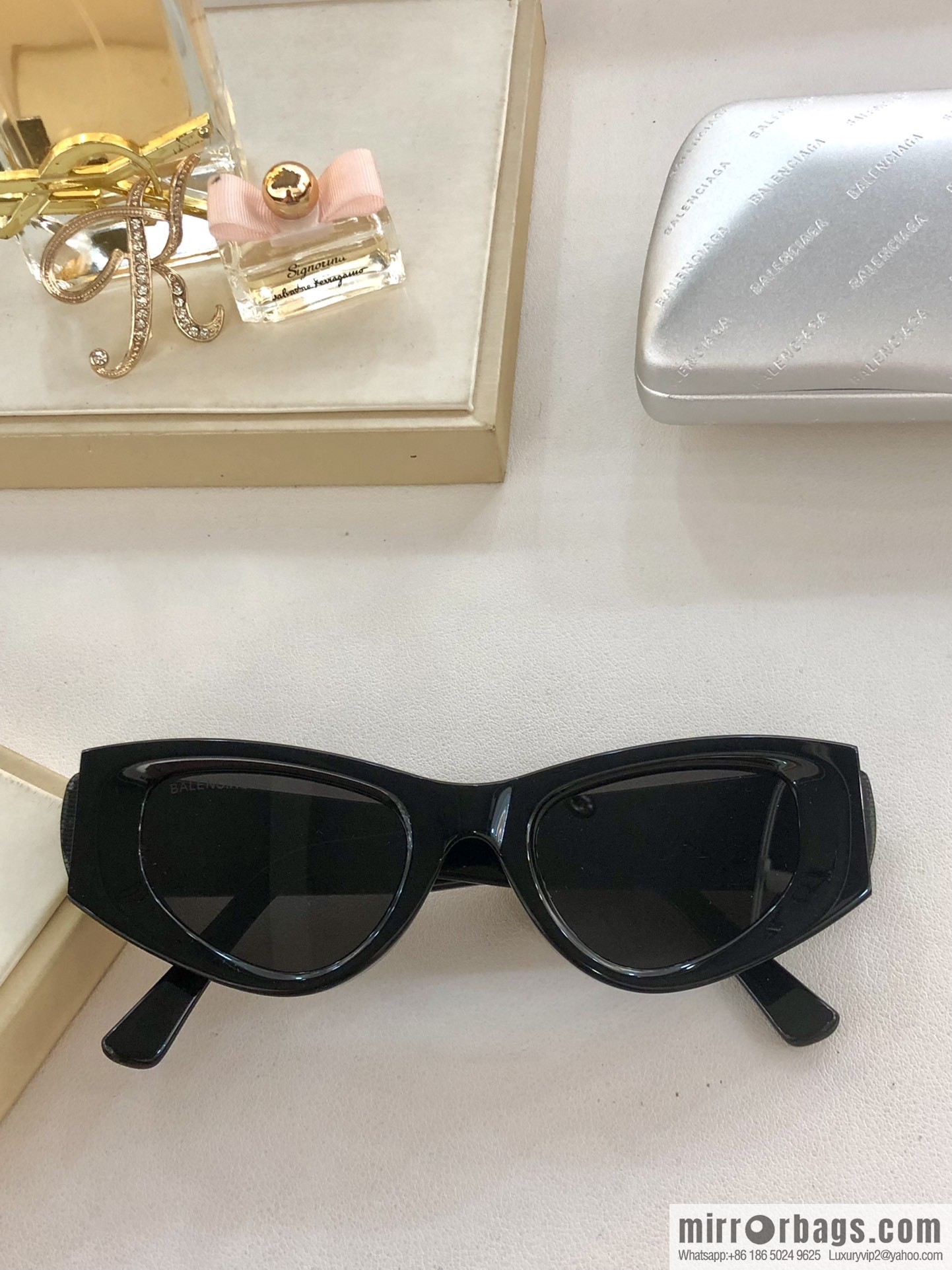 BALENCIAGA Balenciaga Classic Double B Letter Logo Women's Sunglasses