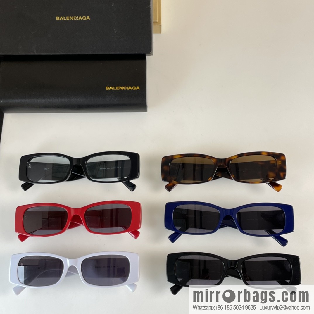 BACLENCIAGA Balenciaga Classic Style Sunglasses