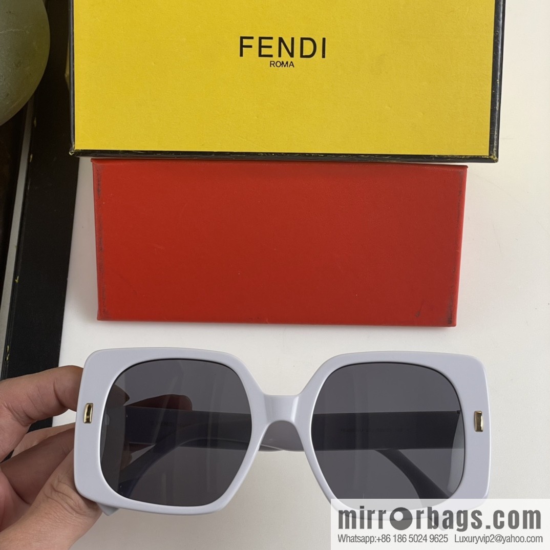 Fendi women's square sunglasses