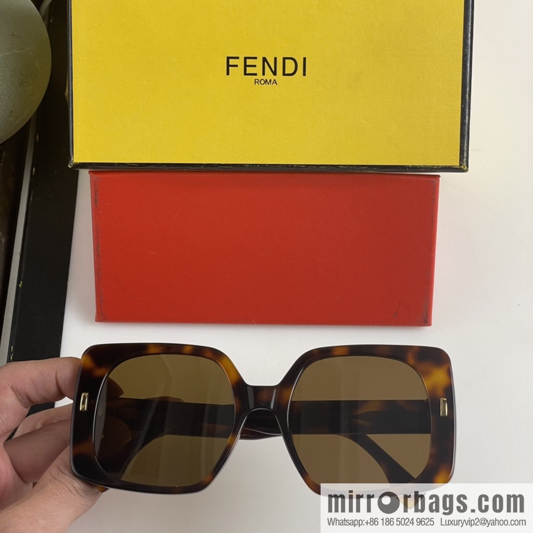 Fendi women's square sunglasses