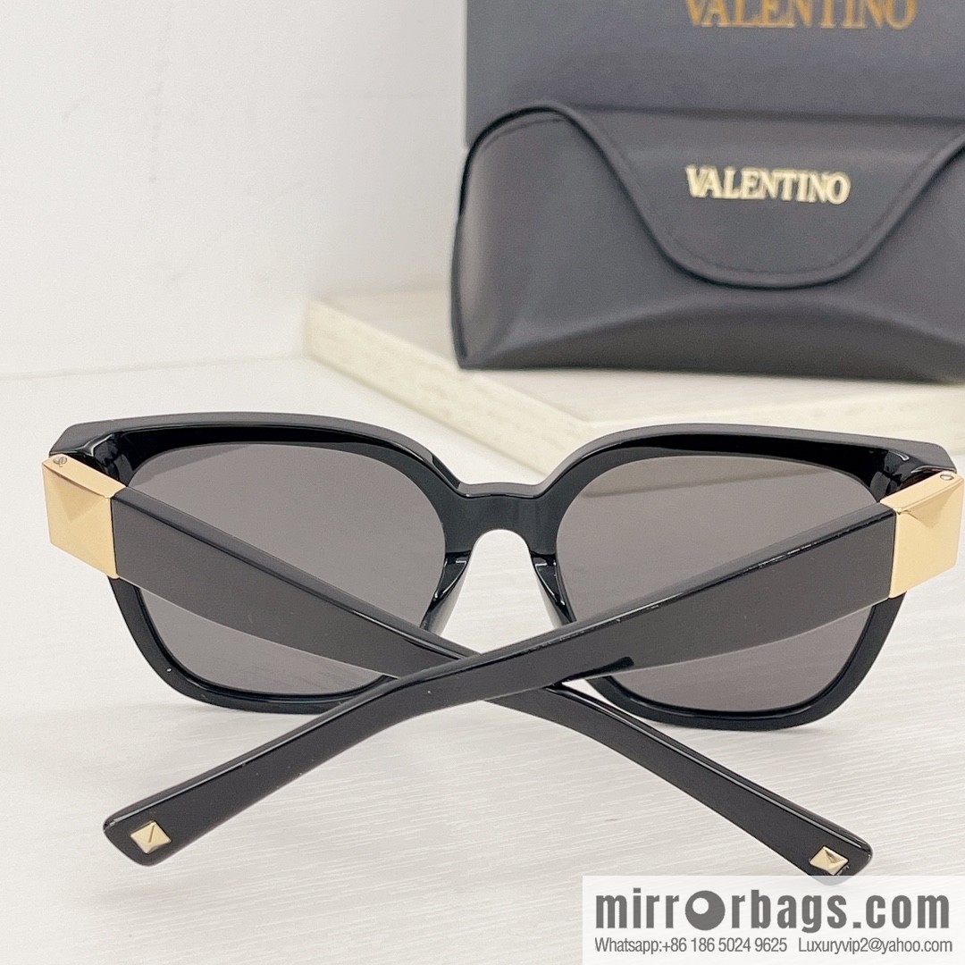 VALENTINO Valentino men's and women's same versatile fashion sunglasses