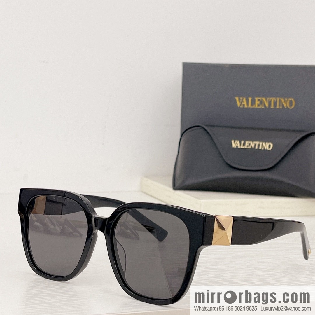 VALENTINO Valentino men's and women's same versatile fashion sunglasses