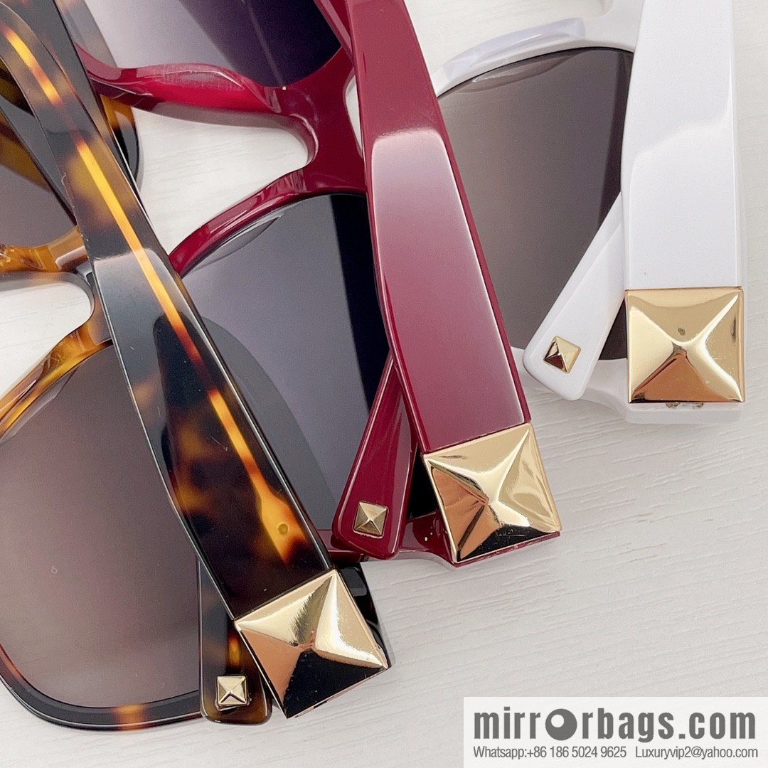 VALENTINO Valentino men's and women's same versatile fashion sunglasses