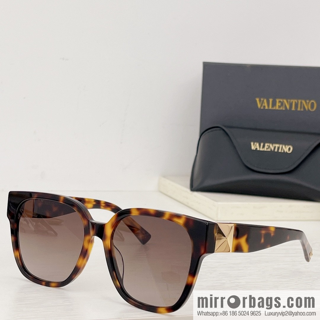 VALENTINO Valentino men's and women's same versatile fashion sunglasses