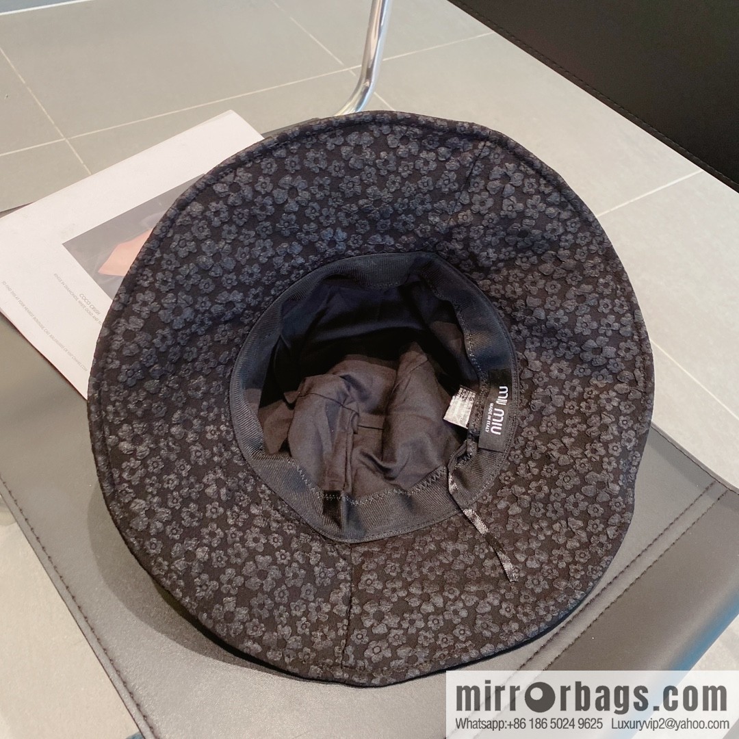 Miumiu small flower lotus leaf edge bucket hat