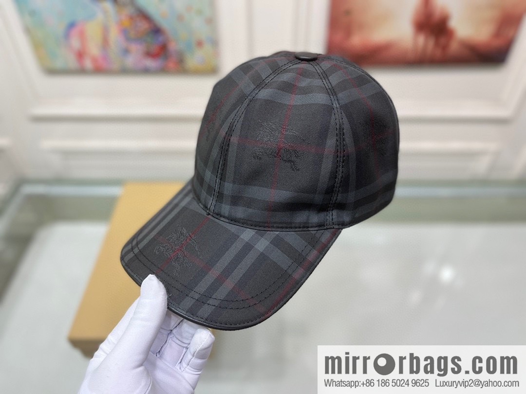 Burberry Burberry Dark Rider Unisex Baseball Cap