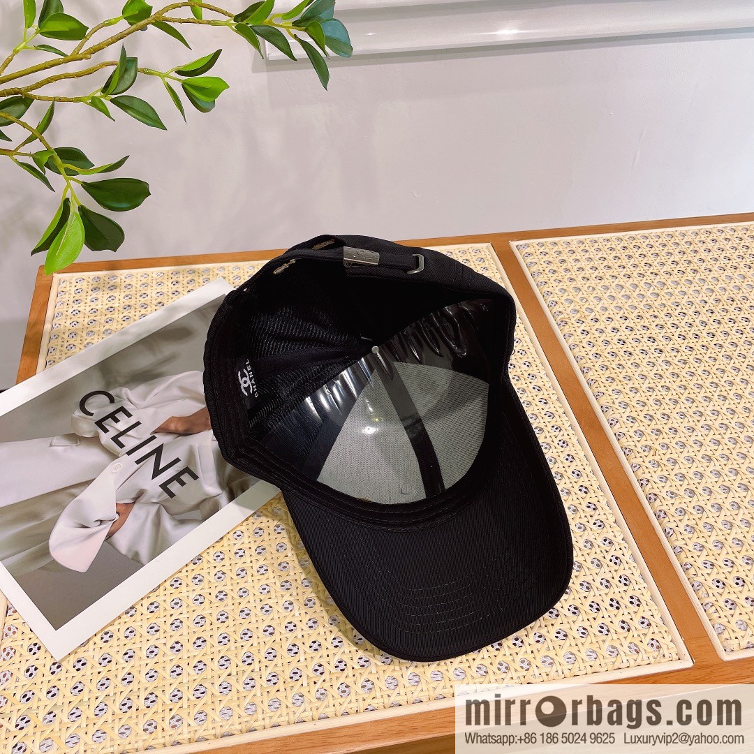 Chanel 2023 new simple embroidered baseball cap
