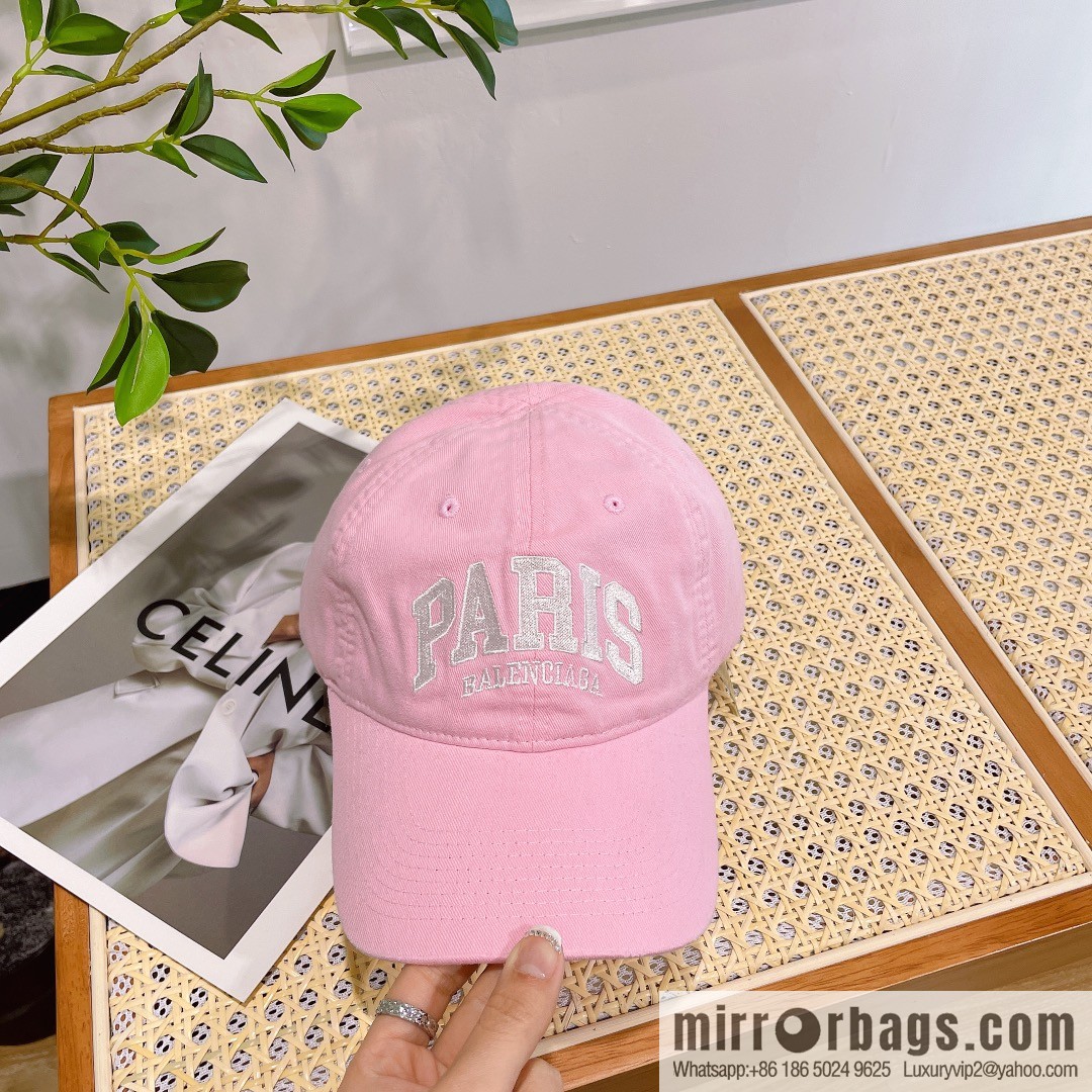 BALENCIAGA Balenciaga's new logo baseball cap