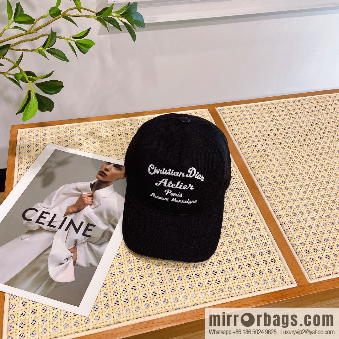 Dior 2023 new walking embroidered baseball cap