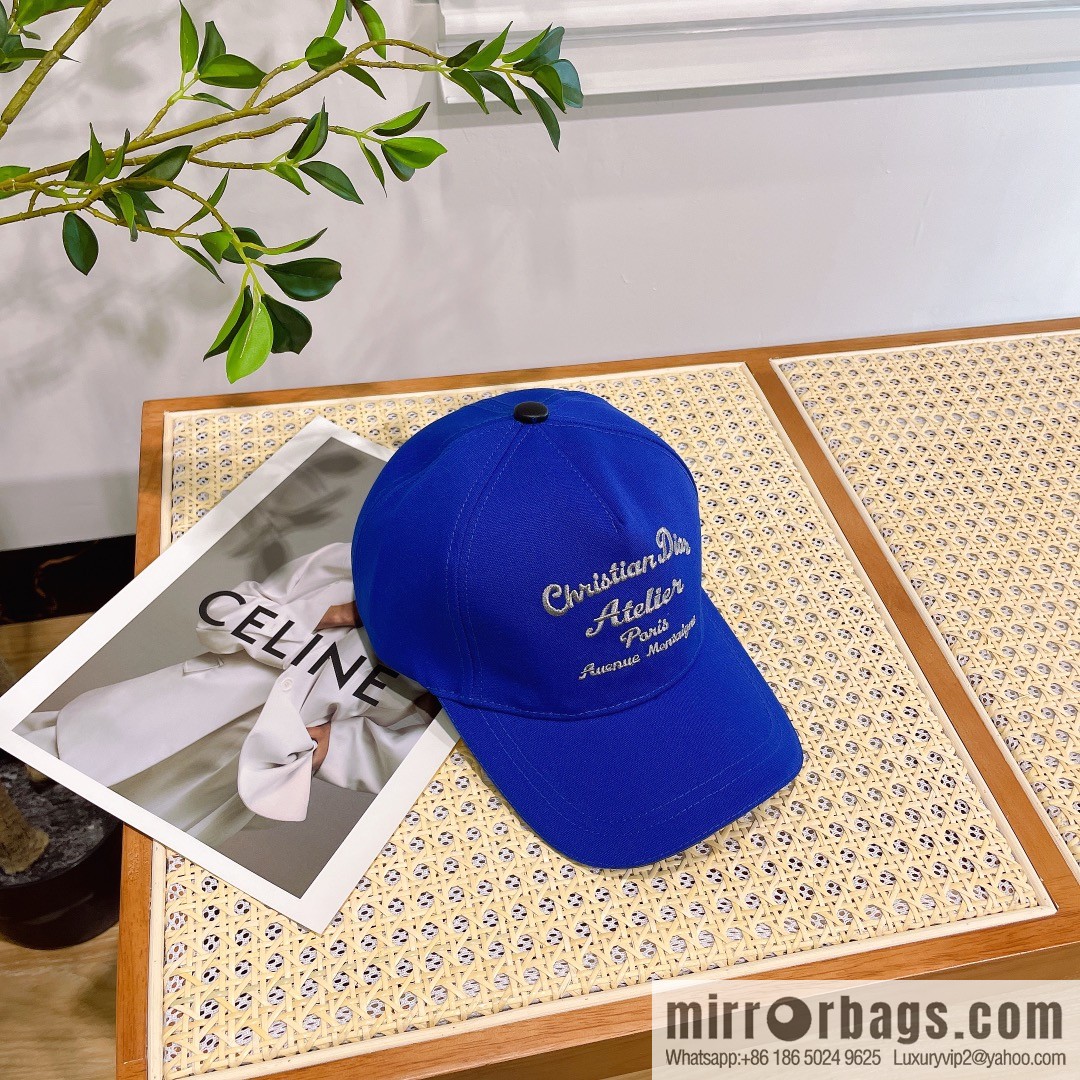 Dior 2023 new walking embroidered baseball cap