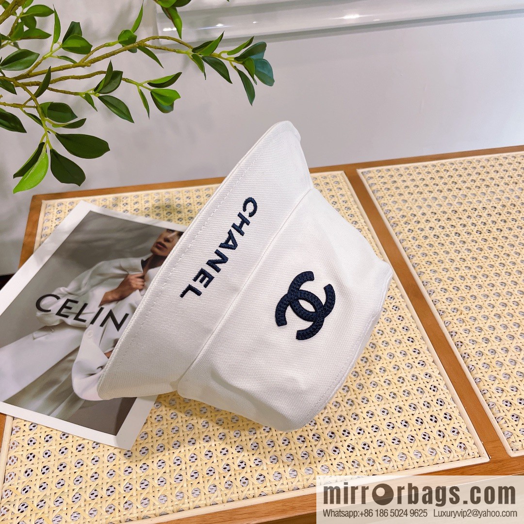 Chanel original single embroidered bucket hat