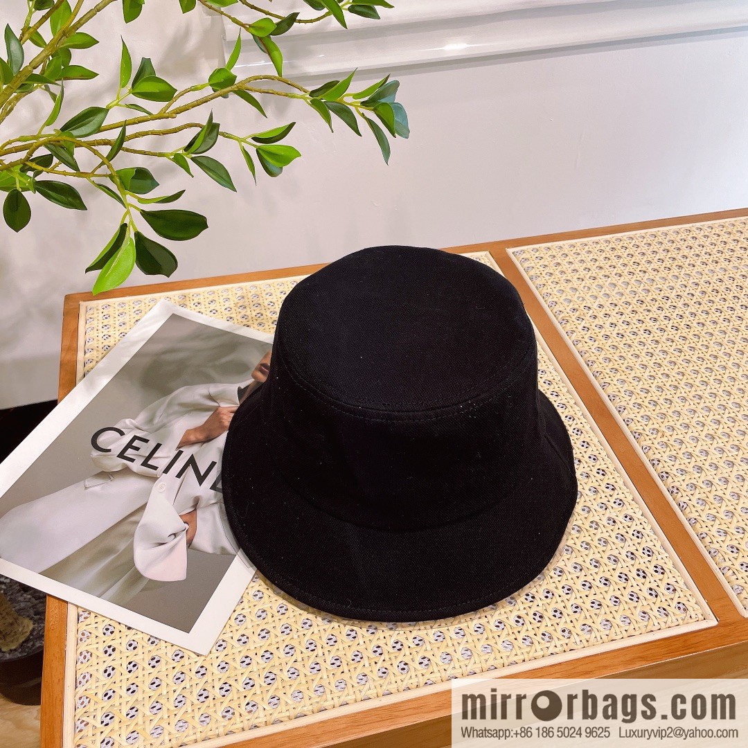 Chanel original single embroidered bucket hat