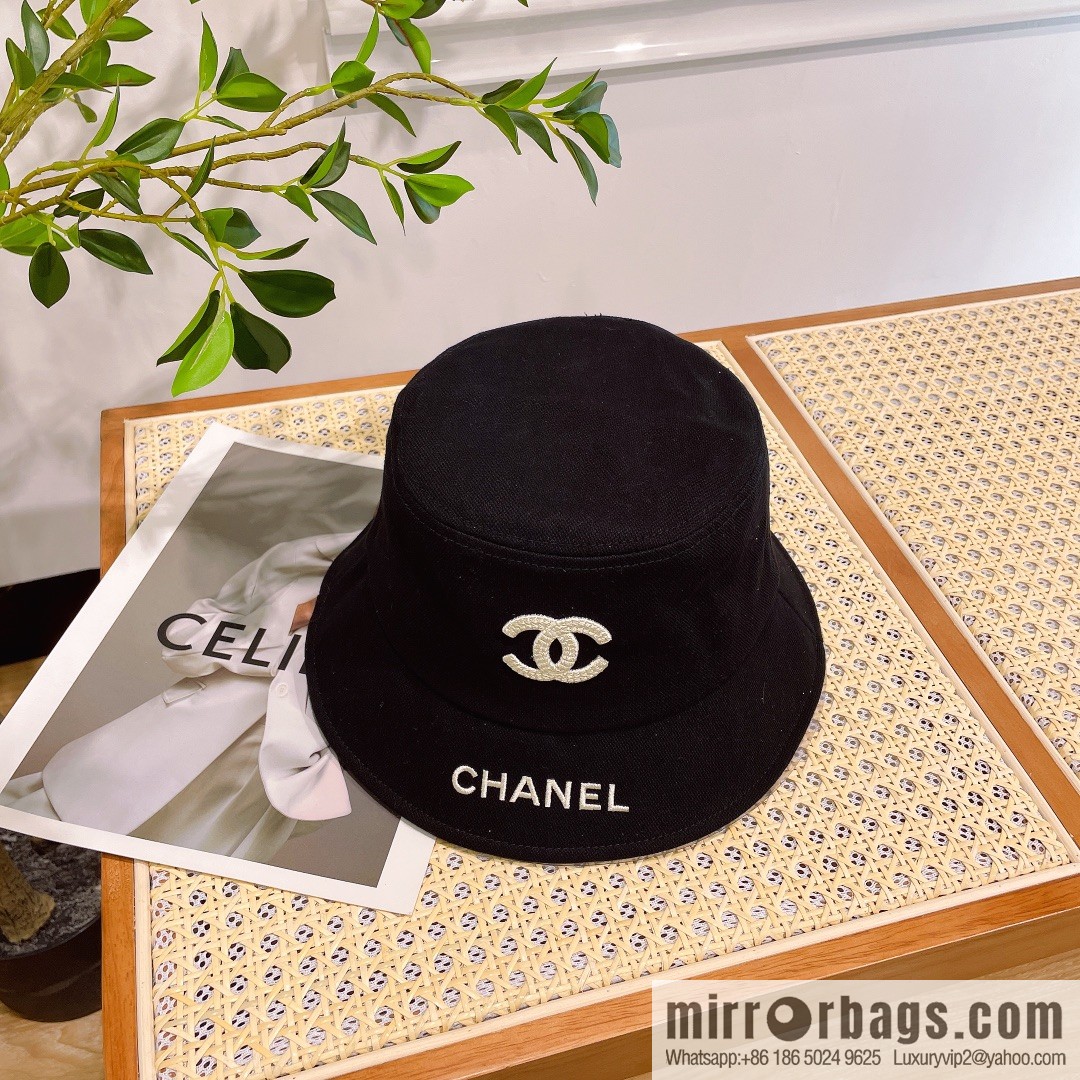 Chanel original single embroidered bucket hat
