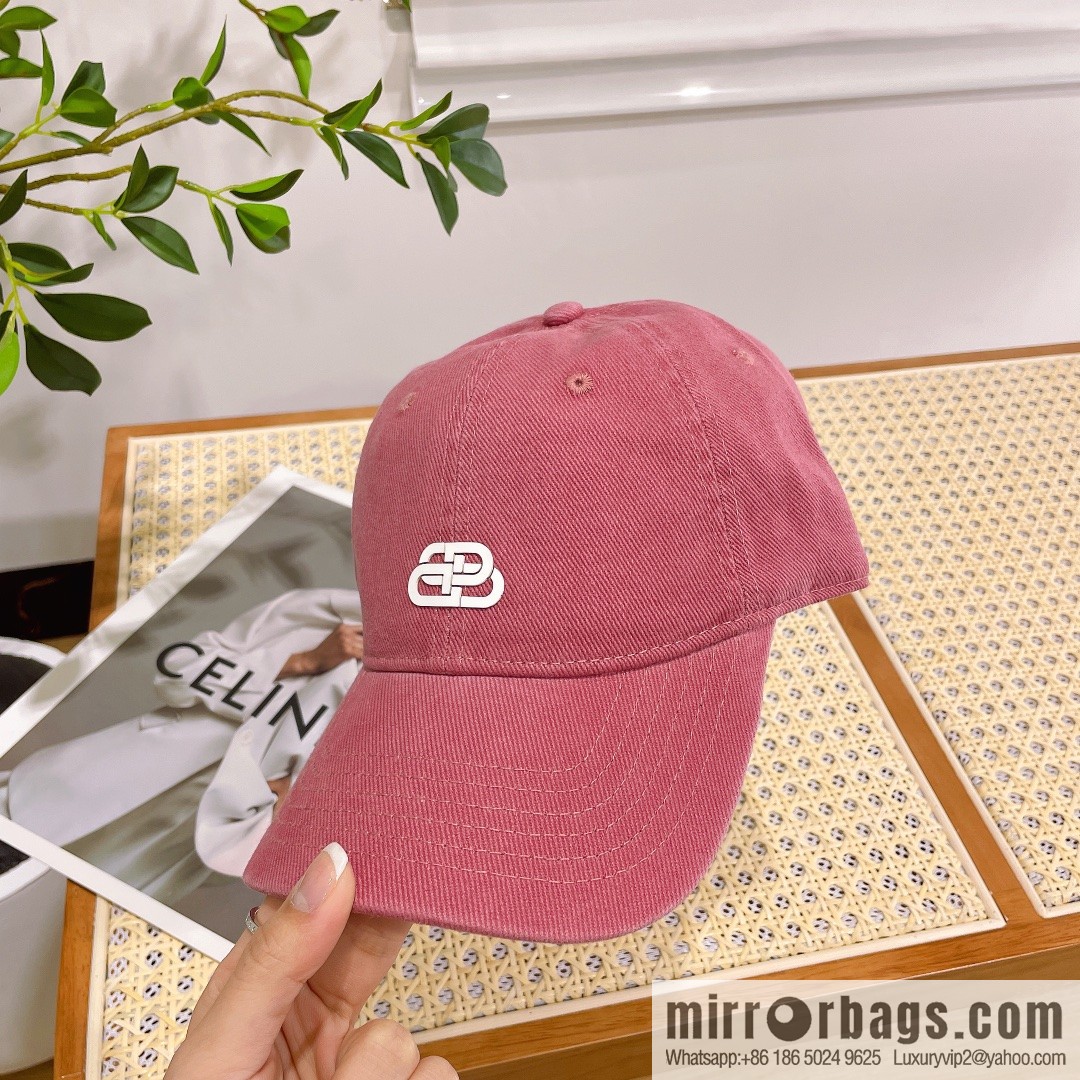 Balenciaga three-dimensional relief unisex baseball cap