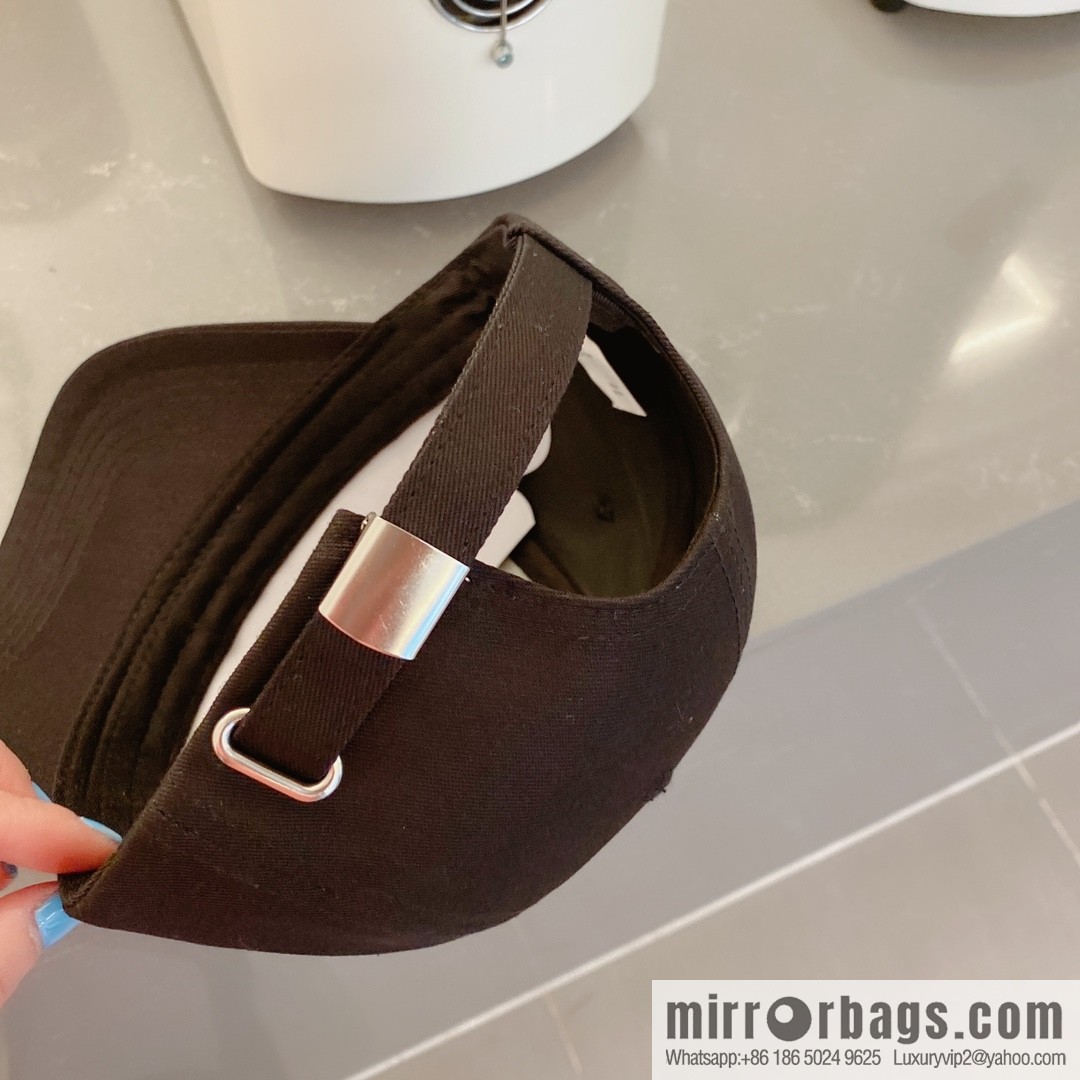 LV Louis Vuitton Unisex Baseball Cap