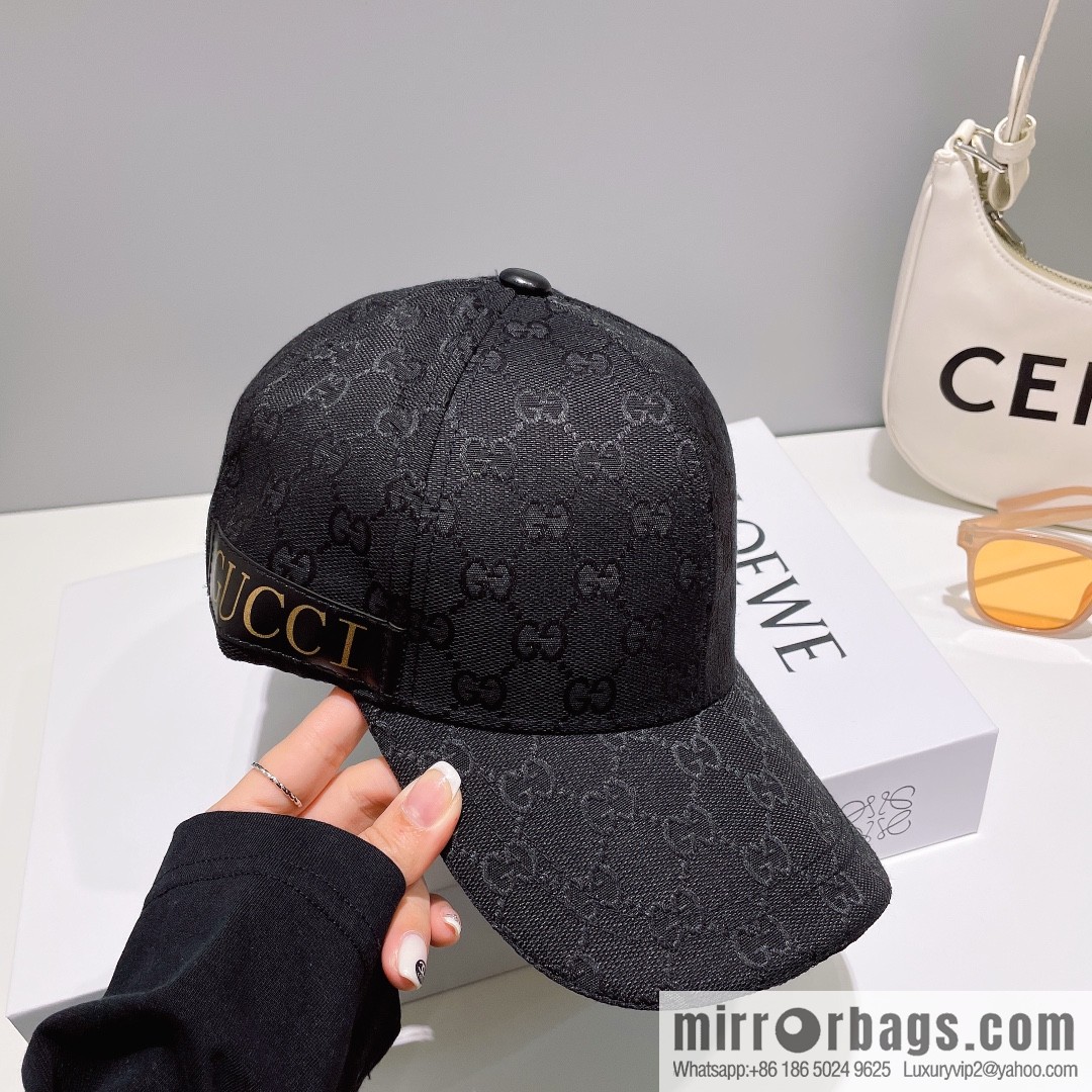 GUCCI Gucci Original Canvas Classic Baseball Cap