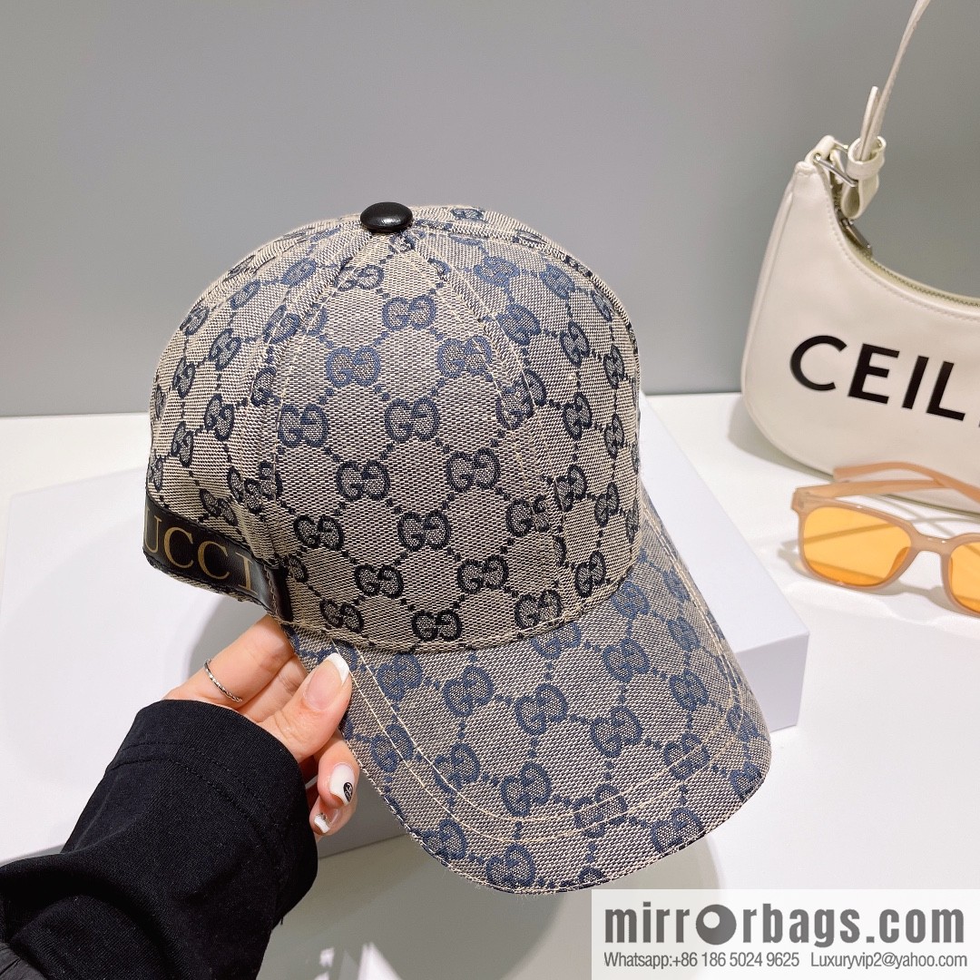 GUCCI Gucci Original Canvas Classic Baseball Cap