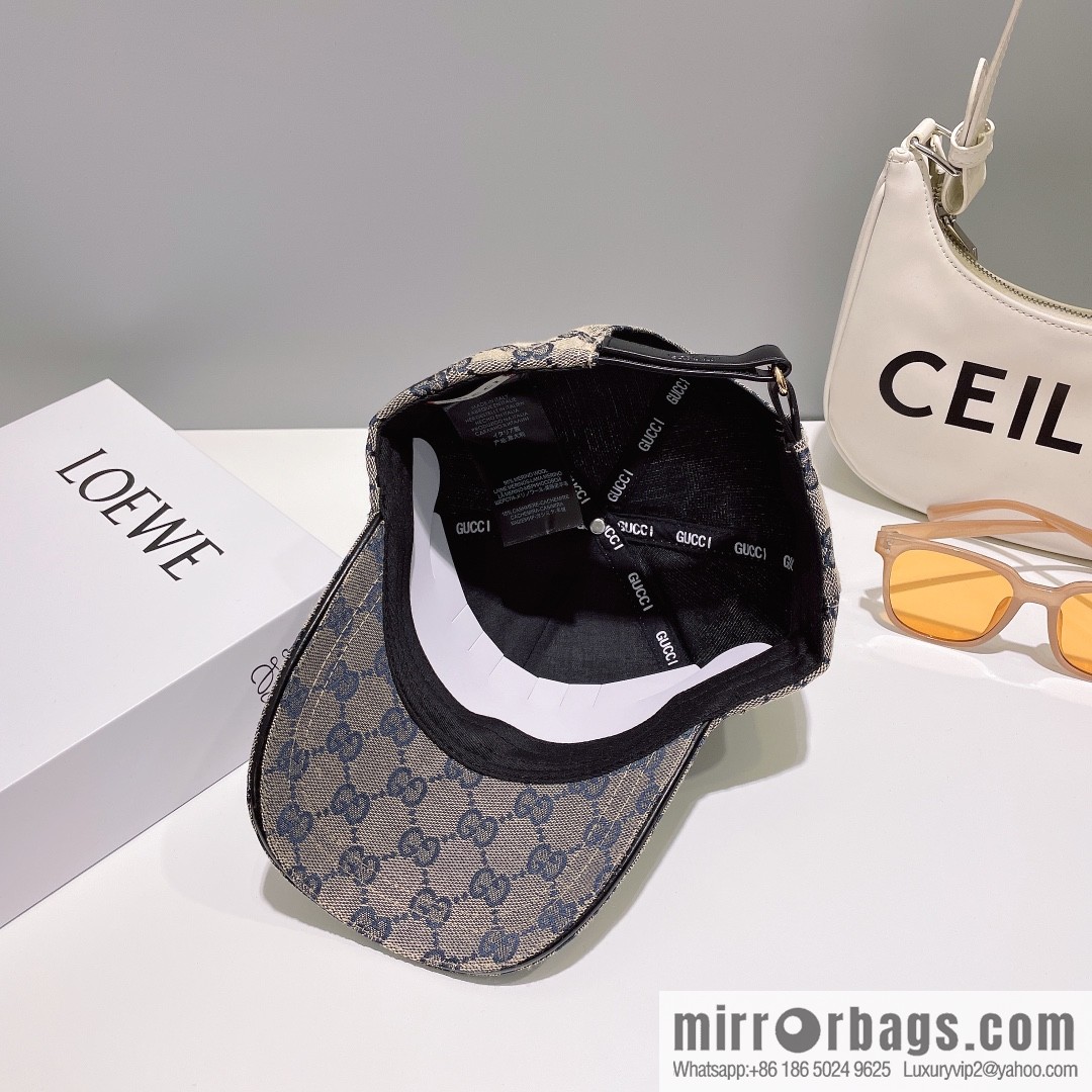 GUCCI Gucci Original Canvas Classic Baseball Cap