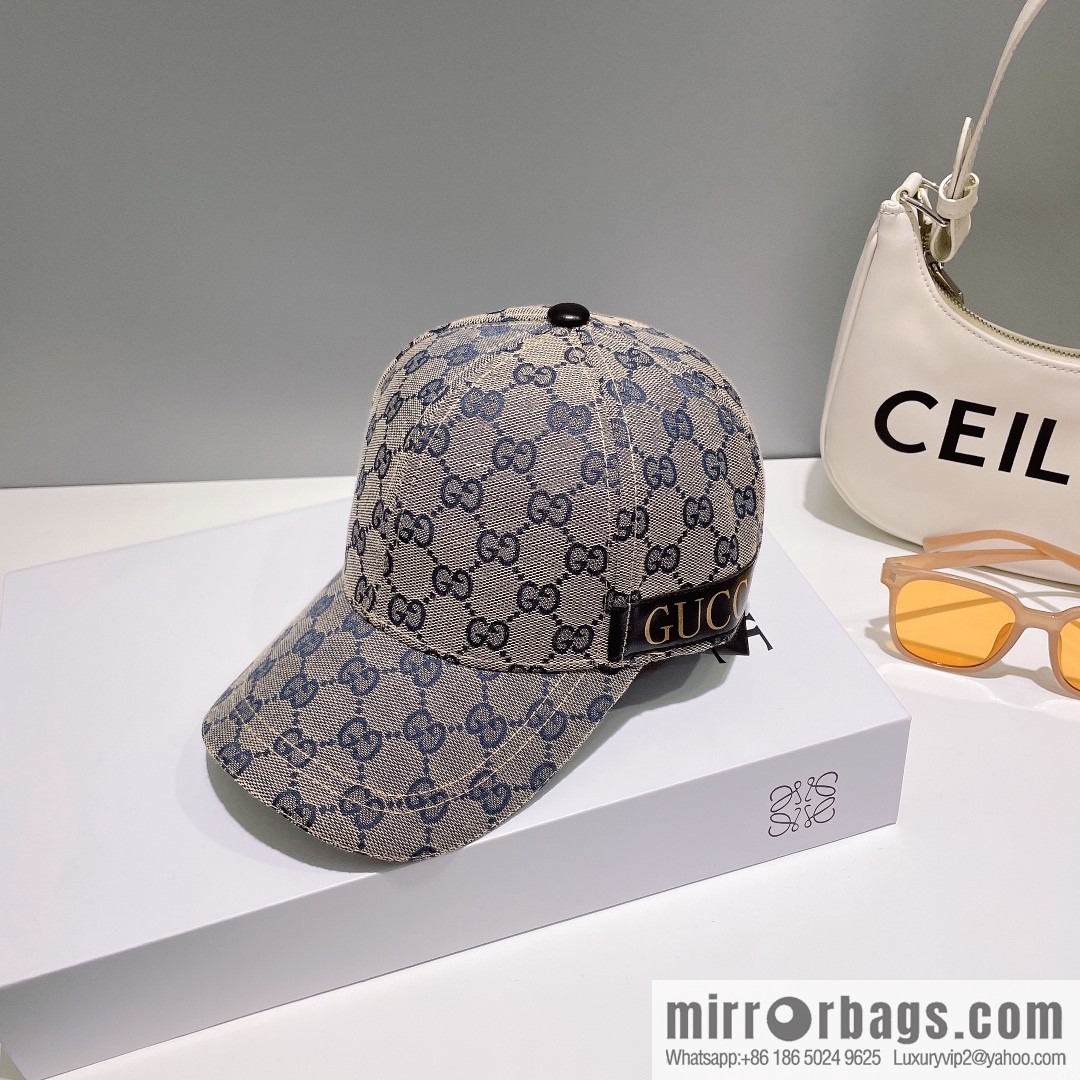 GUCCI Gucci Original Canvas Classic Baseball Cap