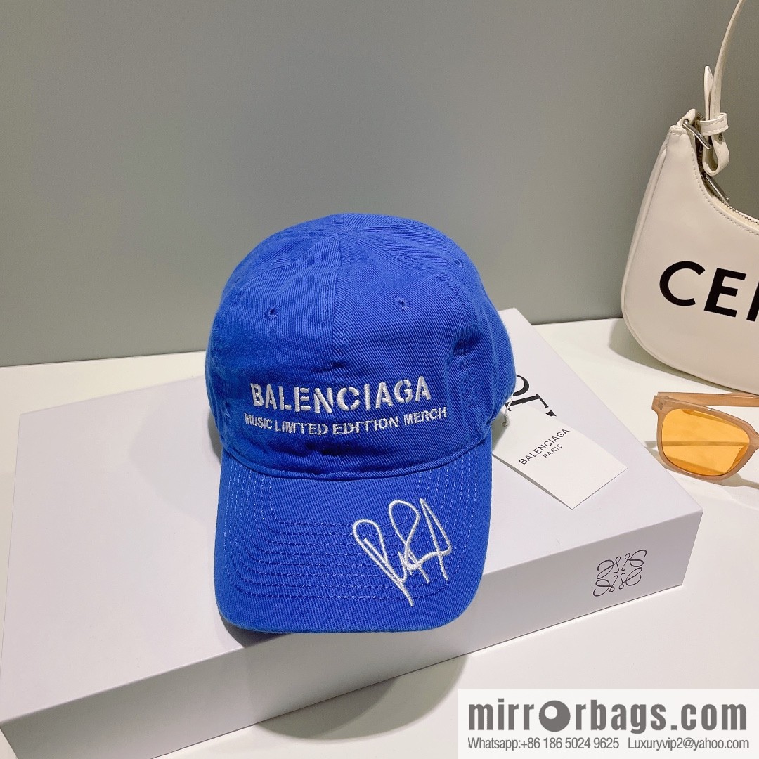 BALENCIAGA Balenciaga letter-embroidered baseball cap
