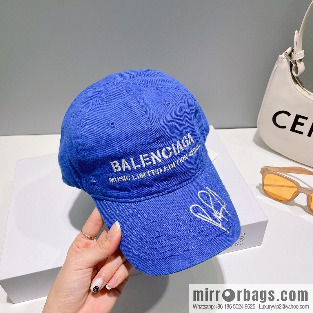 BALENCIAGA Balenciaga letter-embroidered baseball cap