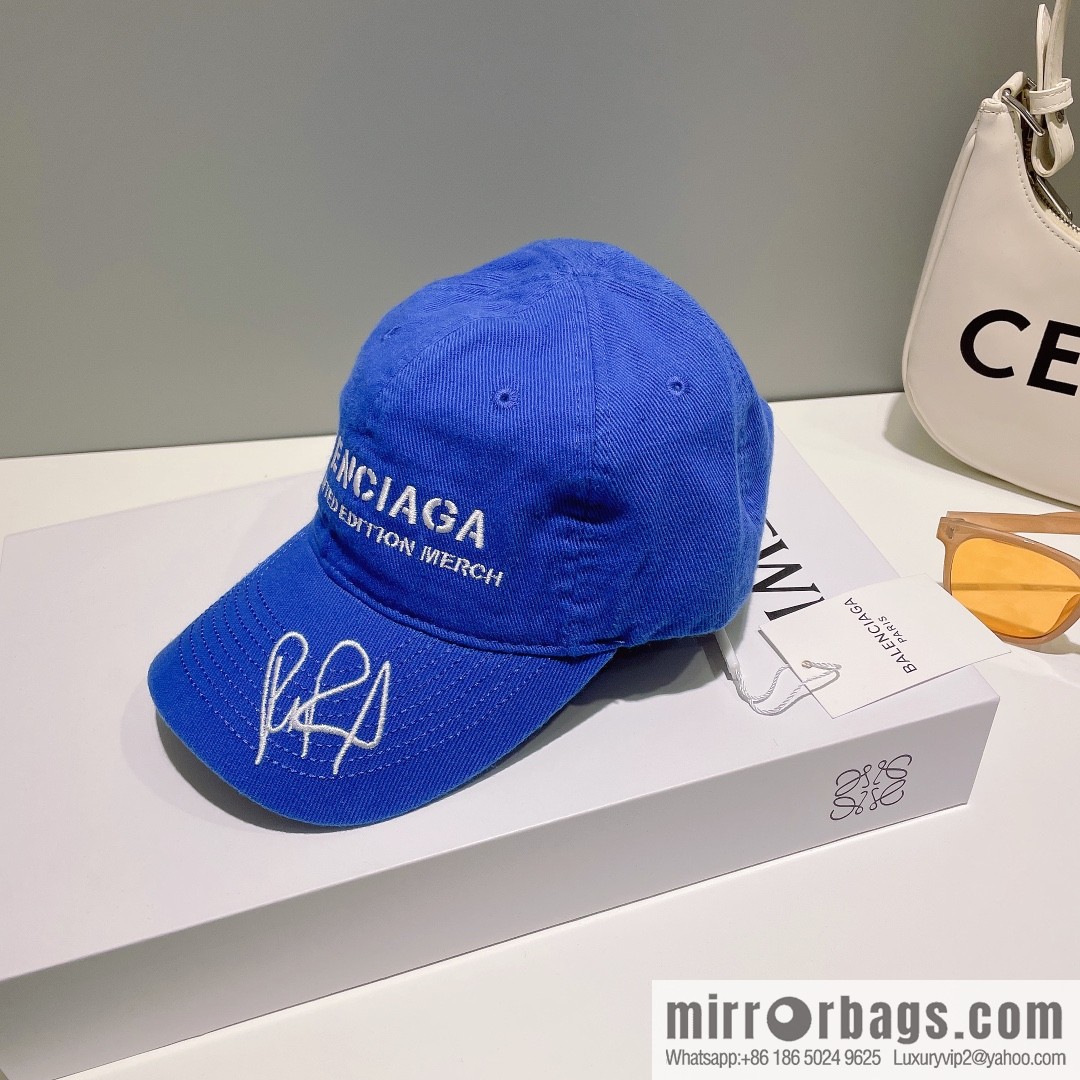 BALENCIAGA Balenciaga letter-embroidered baseball cap