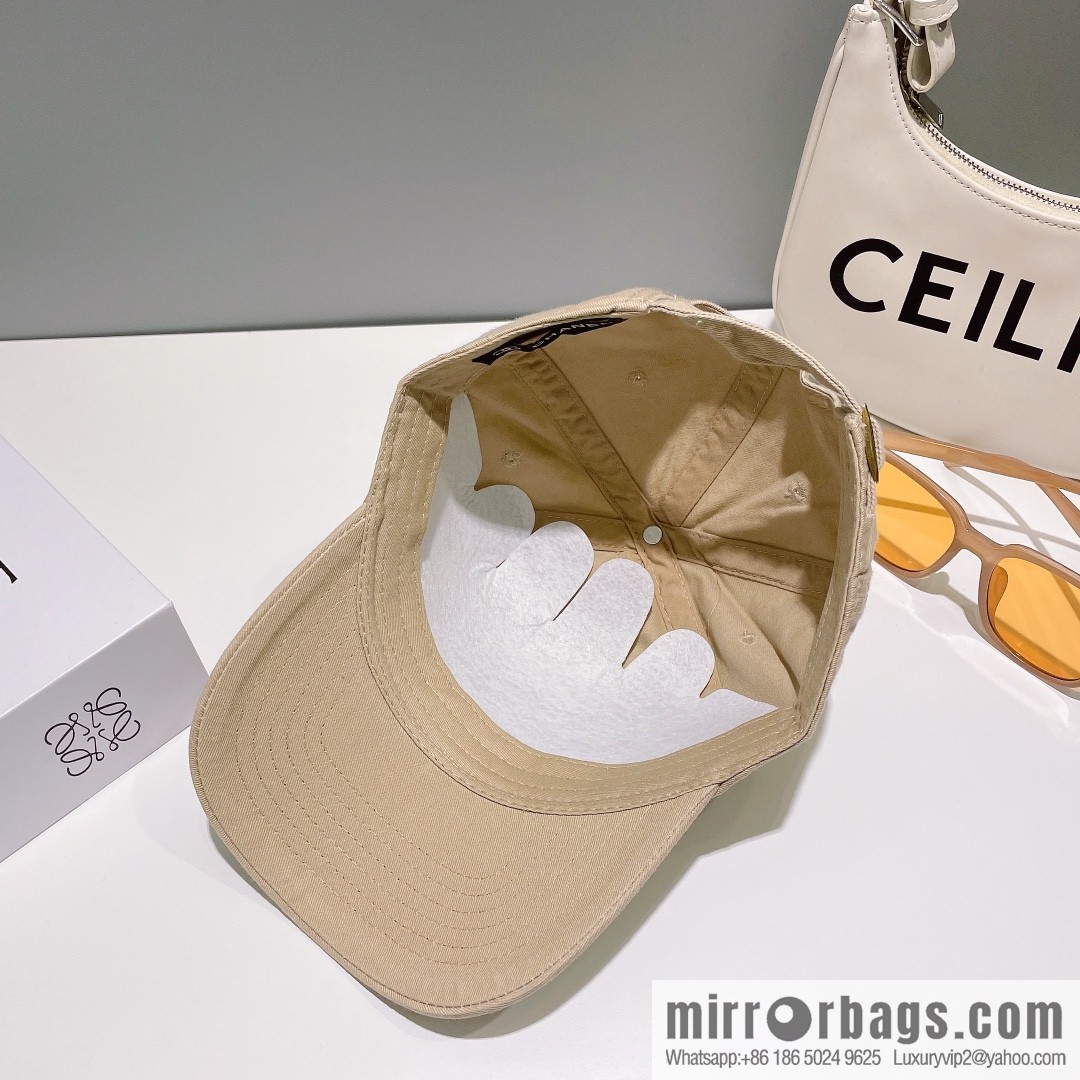 Chanel's new letter logo baseball cap
