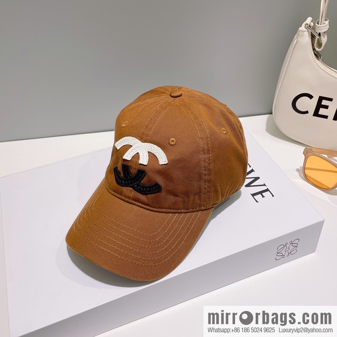 Chanel's new letter logo baseball cap