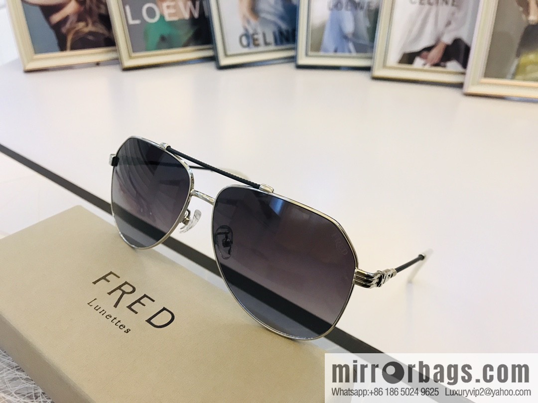 FRED flanged elliptical frame unisex sunglasses