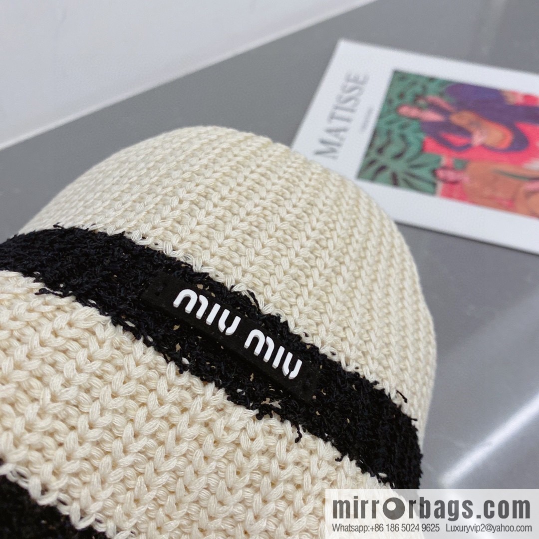 Miumiu Miu Miu spring and autumn 23-year-old knitted top hat