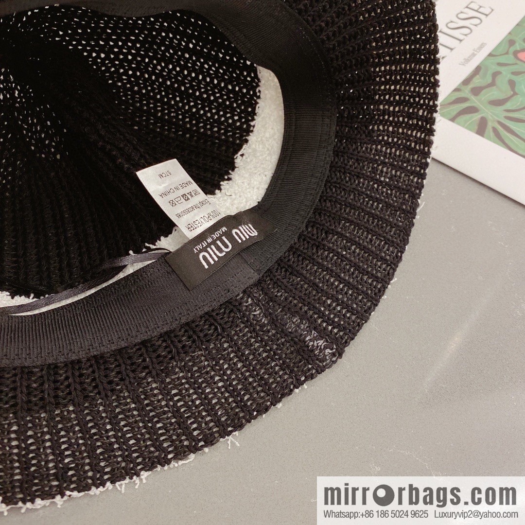 Miumiu Miu Miu spring and autumn 23-year-old knitted top hat