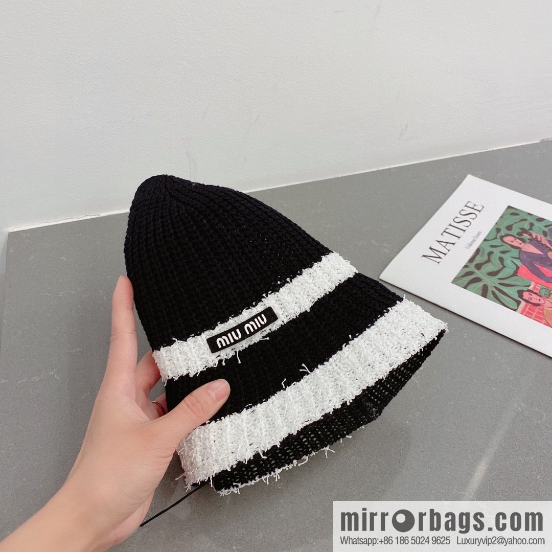Miumiu Miu Miu spring and autumn 23-year-old knitted top hat